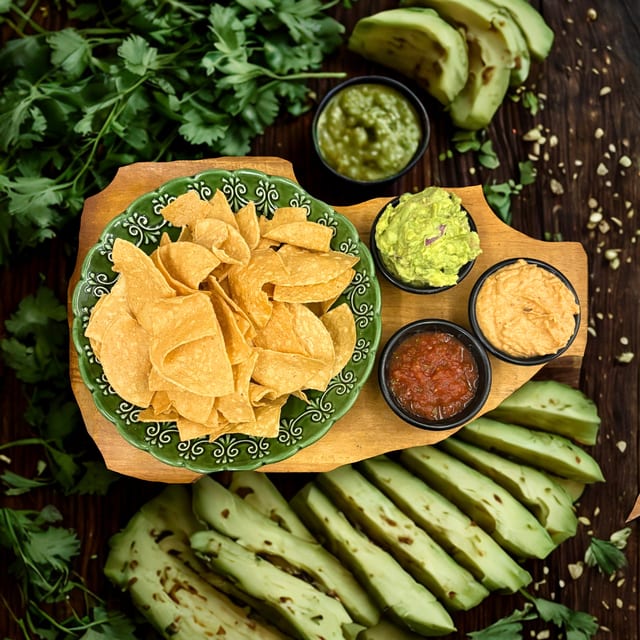 CHIP TRIO.