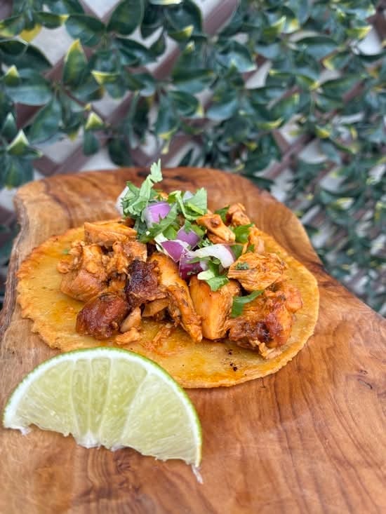 CHICKEN TACOS (PLAIN) KIDS.